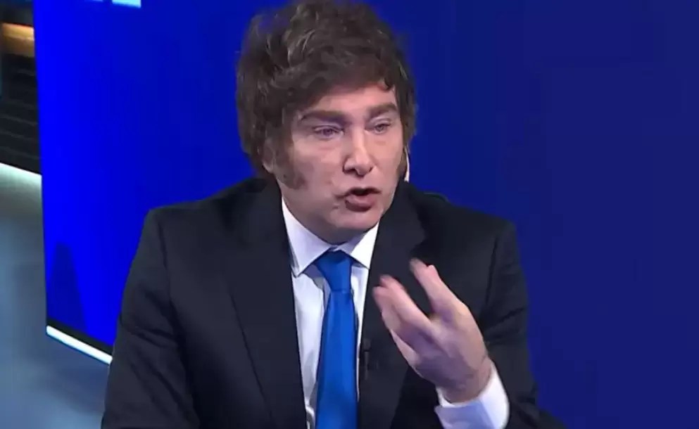 Javier Milei: “No hay atajos, el alivio llegará cuando baje el riesgo&nbsp;país”