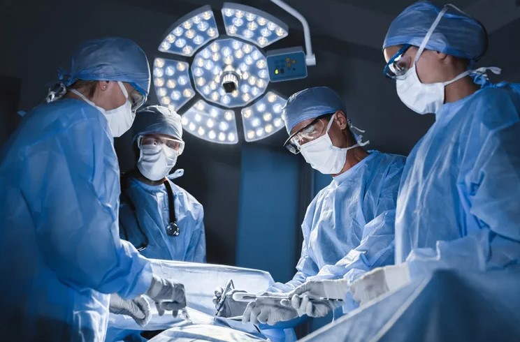 Clínicas y hospitales podrán adquirir equipamiento médico importado a menor&nbsp;precio