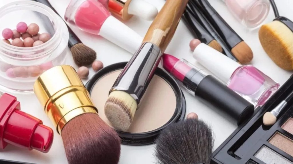 La ANMAT ordenó retirar del mercado varios artículos de cosmética y cuidado&nbsp;personal