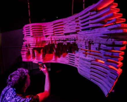 Lanzan una convocatoria nacional para Presente Continuo