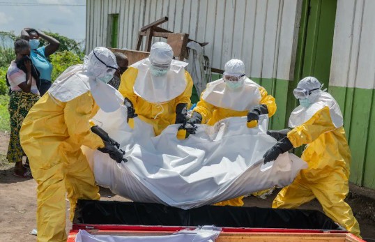 Argentina activa protocolos por riesgo de ébola