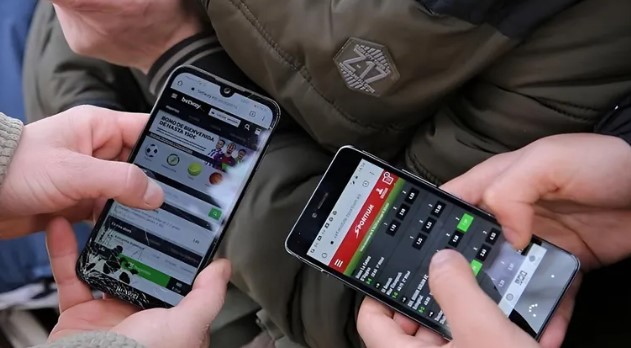 La Ciudad presentó una guía para prevenir la ludopatía en adolescentes